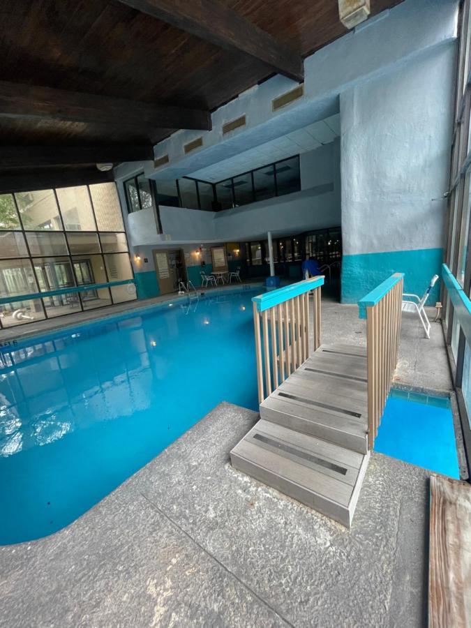Best Western Plus La Porte Hotel & Conference Center Luaran gambar